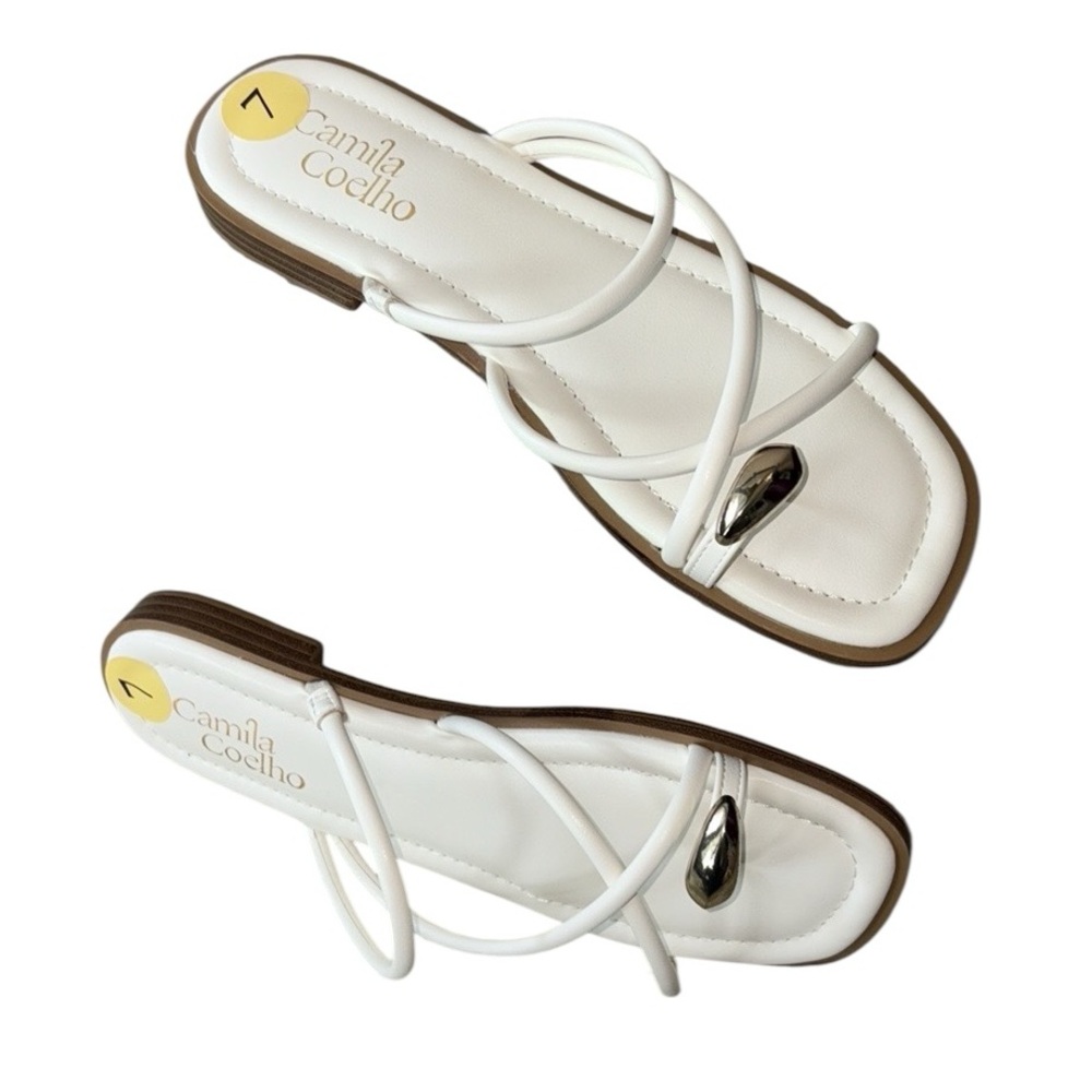 NWT Camila Coelho Venue White Strappy Gold Toe Ring Sandals - 7